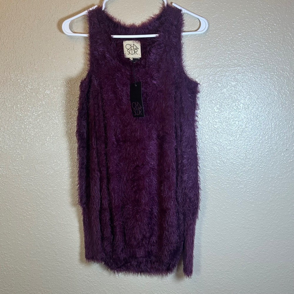Chaser Women Small Cold Shoulder Eyelash Knit Fuzzy Soft Sweater Plum Purple NWT